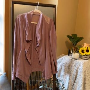 Lululemon sweatshirt